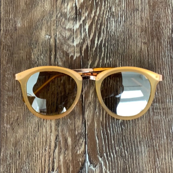 😎 Ann Taylor LOFT Matte Round Sunglasses - Picture 2 of 8